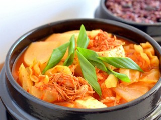 Lẩu Thịt Bò Hàn Quốc